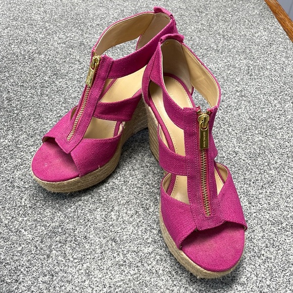 Michael KORS Sandals Size 8 - Picture 1 of 9